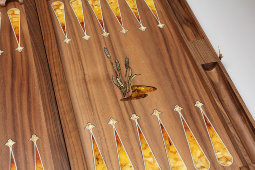 Подарочные нарды «Охота на фазана», янтарь, орех, мануфактура «Емельянов и сыновья», 2000-е