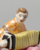 Комплект статуэток «Русский перепляс», скульптор Бржезицкая А. Д., фарфор, Дулево, 1969 г.