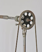 ​Старинная стоматологическая бормашина с педальным приводом, чугун, сталь​, Европа, кон. 19 в.