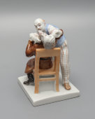 Статуэтка «Хирургия» (Стоматология), скульптор Воробьев Б. Я., ЛФЗ, 1950-60 гг.