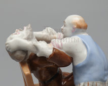 Статуэтка «Хирургия» (Стоматология), скульптор Воробьев Б. Я., ЛФЗ, 1950-60 гг.