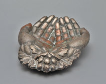 Пресс для бумаги (пресс-папье), настольный аксессуар, лоток «Руки молящегося», бронза, Европа, 1-я пол. 20 в.