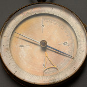 Старинный карманный компас, нач. 20-го в.