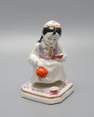 Статуэтка «Маленькая хозяйка» (Узбечка с чайником), скульптор Богданова О. М., ДЗ Дулево, 1960 г.