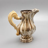 Серебряный молочник с ручкой из кости, 900 пр., Италия, 19 в.