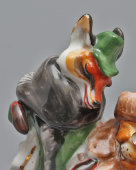 Статуэтка «Лиса и бобёр» по мотивам басни Михалкова С. В., скульптор Воробьев Б. Я., художник Ризнич И. И., ЛФЗ, 1950-60 гг.