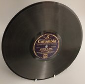 Пластинка с песней «Le coeur de Paris» (сердце Парижа) из кинофильма «Bon coeur de Paris», Columbia, Англия, 1930-е гг.