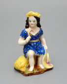Старинная фарфоровая статуэтка «Девочка-жница с серпом», частный завод Гжели, к. 19, н. 20 вв.