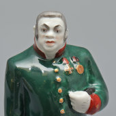 Статуэтка «Городничий» из серии «Гоголевские персонажи» по произведению Н. В. Гоголя «Ревизор», скульптор Воробьев Б. Я., ЛФЗ, 1950-60 гг.