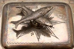 Антикварная икорница в стиле модерн «Рыбы», хрусталь, посеребренный металл, James Deakin&sons, Шеффилд, нач. 20 в.
