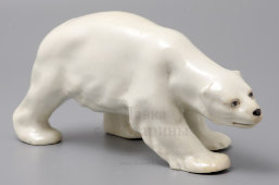 Статуэтка «Белый медведь», ЛФЗ, 1930-е гг., скульптор Блохин В. И., фарфор
