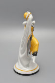 Статуэтка в стиле ар-деко «Танцовщица с фатой», фарфор, фабрика Galluba&Hofmann, Германия, 1920-е