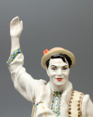 Статуэтка «Коломыйка» (карпатский танец), скульптор О. Рапай, Украина, Городница, 1960-70 гг.