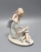 Статуэтка «Мама с дочкой», матовый фарфор, Pavone, Италия, 2000-е