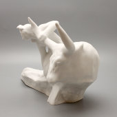 Фарфоровая скульптура «Похищение Европы», создана по модели В. А. Серова 1910 г., бисквит, ЛФЗ, 1930-е