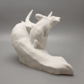 Фарфоровая скульптура «Похищение Европы», создана по модели В. А. Серова 1910 г., бисквит, ЛФЗ, 1930-е