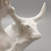 Фарфоровая скульптура «Похищение Европы», создана по модели В. А. Серова 1910 г., бисквит, ЛФЗ, 1930-е