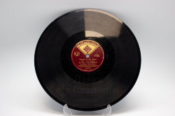 Peter Kreuder: «Lambeth walk» и «Echoes in my heart», Telefunken, Германия, 1930-е