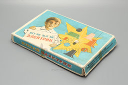 Редкая детская настольная игра, электроконструктор «Юный электрик», пластмасса, Мытищинский электротехнический завод, 1970-е