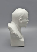 Настольный бюст В. И. Ленина, скульптор Томский H. В., бисквит, ЛФЗ, 1933 г.