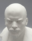 Настольный бюст В. И. Ленина, скульптор Томский H. В., бисквит, ЛФЗ, 1933 г.