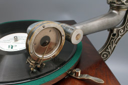 Старинный граммофон, Европа, 1920-е гг.