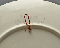 Настенная декоративная агитационная тарелка «Колхозное крестьянство», фаянс, Песоченская фабрика, 1920-е