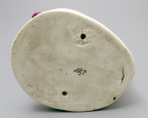 Карандашница «Ингушский танец», автор К. Рыжов, ЛФЗ, 1930-е