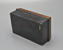 Старинная жестяная копилка «Сундучок», модель № 10016​, компания Chad Valley, Англия, 1940-е