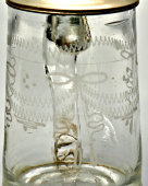 Антикварная стеклянная пивная кружка с гравировкой оловянной крышкой, Германия, 1890–1920 гг.
