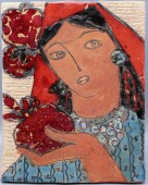 Плакетка «Девушка с гранатами», СССР, 1950-60 гг., автор Максимченко Н. А.​,​ керамика