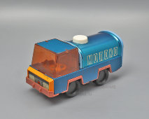 Игрушечная машинка «Автомобиль молоковоз», завод игрушек «Орленок», Москва, 1980-е