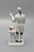 Фигурка «Химик Виноградов Д. И.», скульптор Садиков Г. Б., фарфор, ЛФЗ, 1960-е