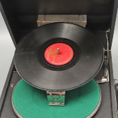 Винтажный европейский портативный граммофон (патефон) Parlophone Lindex, Англия, 1920-30 гг.