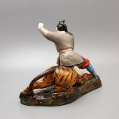 Фарфоровая статуэтка «Схватка с тигром», Китай, 1970-е