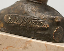 Бюст «Мальчик в кепи», скульптор Джованни де Мартино, бронза, камень, Европа, к. 19, н. 20 вв.