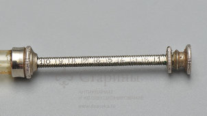 Старинный медицинский шприц с набором игл в кожаном футляре, Россия, 1-я пол. 20 в.