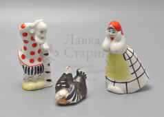 Комплект статуэток по сюжету русской народной сказки​ «Курочка Ряба», скульптор Киселев А. А., фарфор, ЛЗФИ, 1956-67 гг.