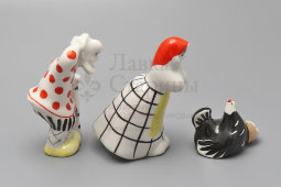 Комплект статуэток по сюжету русской народной сказки​ «Курочка Ряба», скульптор Киселев А. А., фарфор, ЛЗФИ, 1956-67 гг.