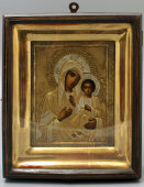 Серебряная икона Казанской Божьей Матери в деревянном киоте, 84 проба
