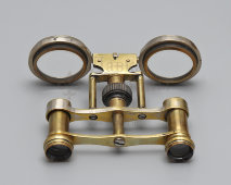 Старинный складной театральный карманный бинокль, латунь, стекло, Европа, 1900-е