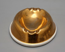 Фарфоровая пепельница под золото, фарфор ДФЗ Вербилки, СССР, 1950-60 гг.
