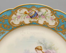 Фарфоровая тарелка «Обнаженная с амуром», художник De Michel, Севрская мануфактура, Франция, 1830-40 гг.