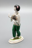 Фигурка «Китаянка с веером», скульптор Столбова Г. С., фарфор ЛФЗ, редкая роспись