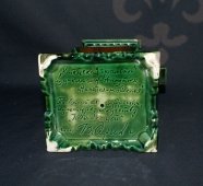 Ароматница «Китайская грамота» из цикла сосудов-шутих «Напейся-не облейся», Конаково, 2000 г., автор Сергеев В. А.,​ подпись автора в тесте, фаянс