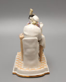 Статуэтка советского периода «Сплетницы» (Маникюр), Дулевский фарфор, автор Малышева Н. А., 1965 г.