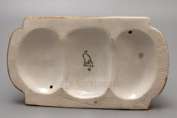 Статуэтка советского периода «Сплетницы» (Маникюр), Дулевский фарфор, автор Малышева Н. А., 1965 г.