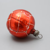 Стеклянная новогодняя игрушка «Футбольный мяч», 1970-е