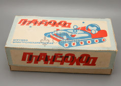 Детская электромеханическая игрушка «Планетоход», завод «Игротехника», СССР, 1992 г.