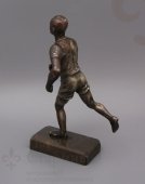 Скульптура «Спортсмен-бегун», СССР, 1950-60 гг., силумин, подставка из мрамора.